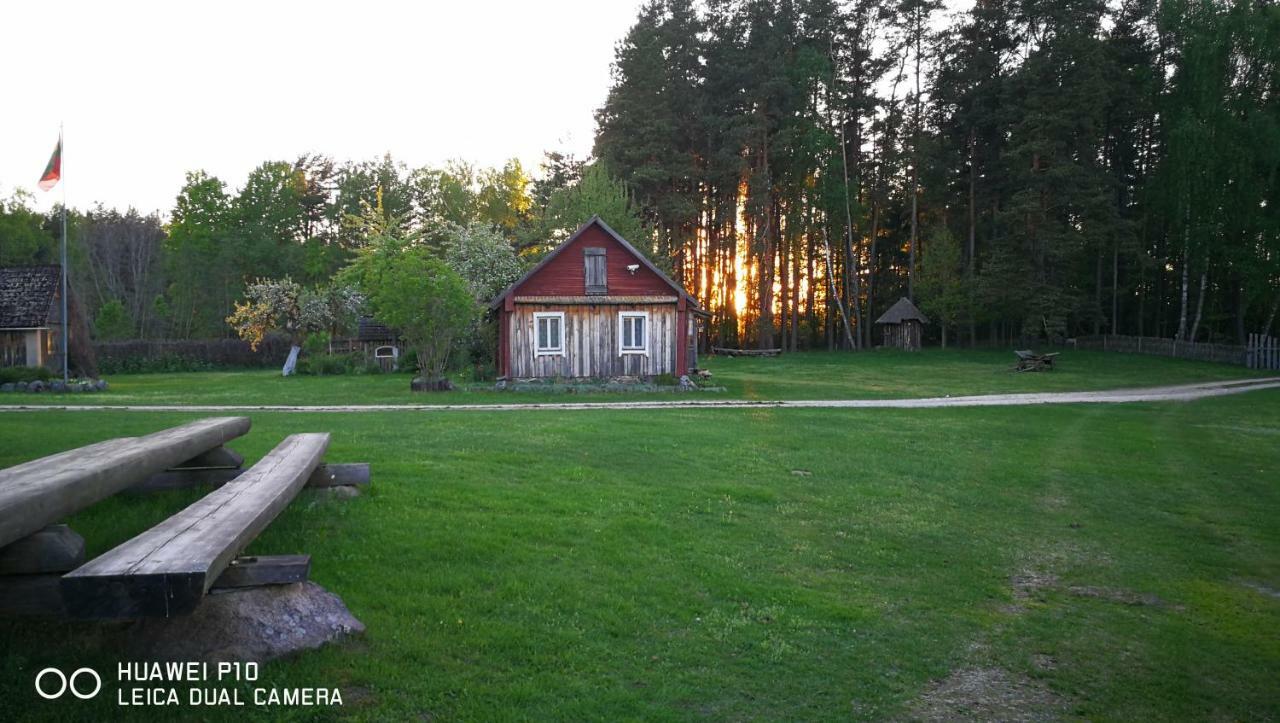 Sodyba Vieversyne Duokiskis Exteriér fotografie